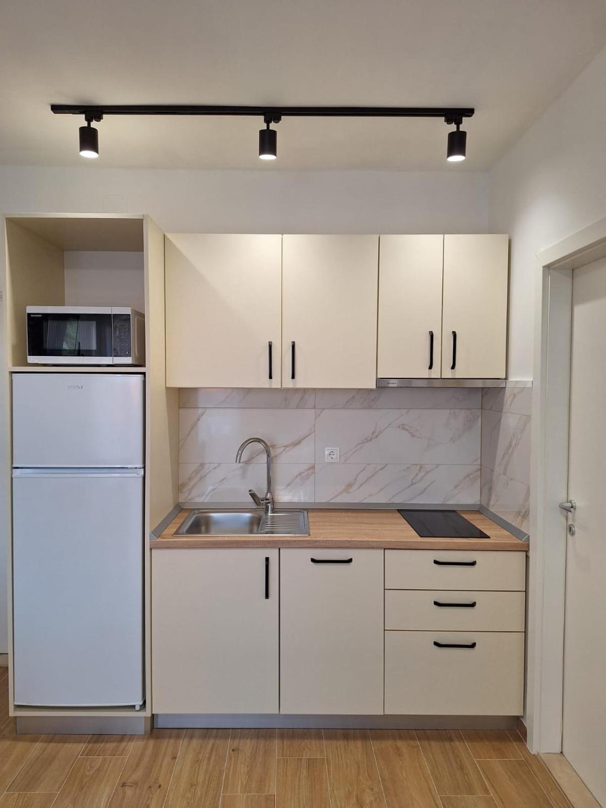 Apartmani Marino Привлака Екстериор снимка