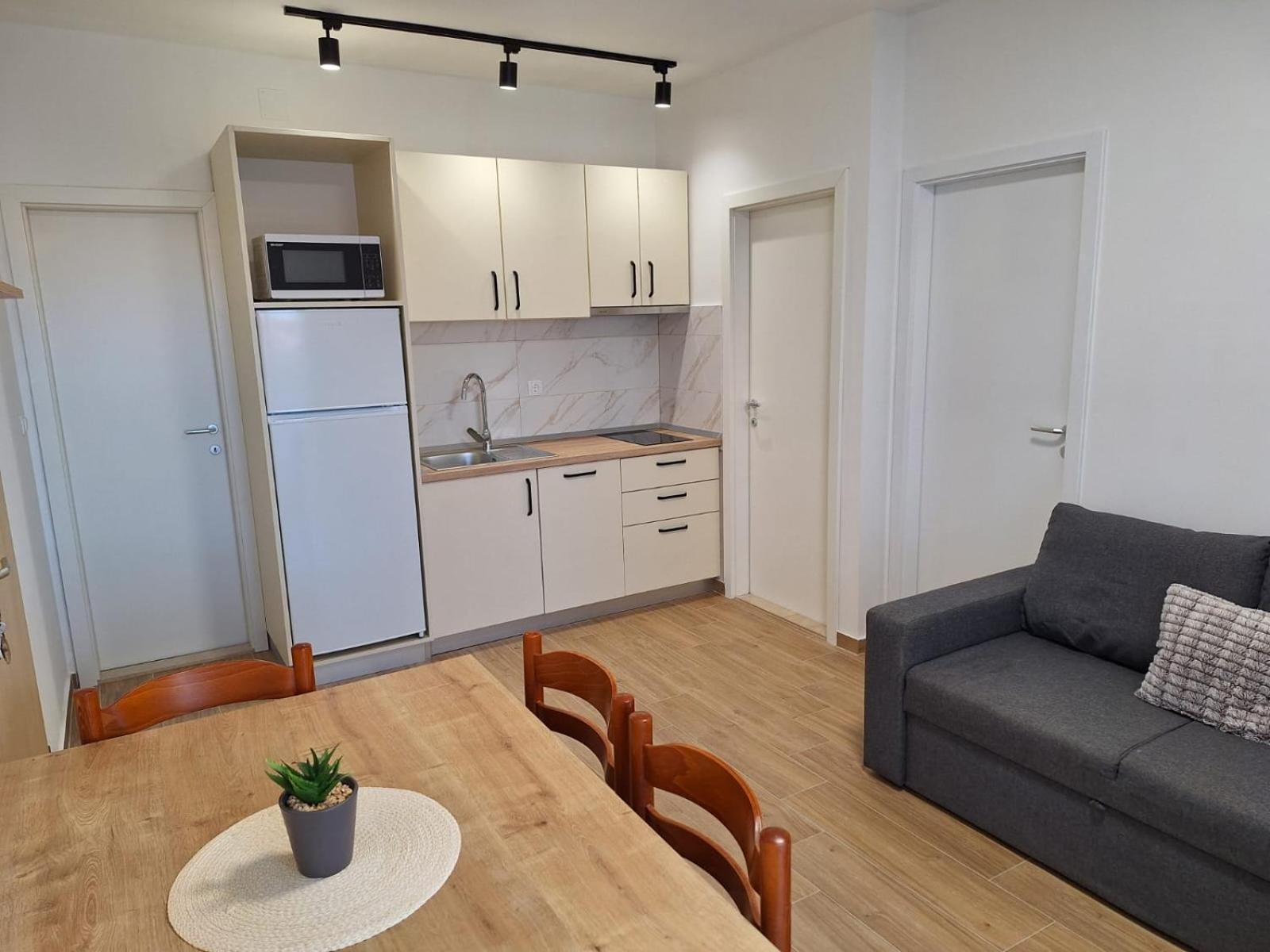 Apartmani Marino Привлака Екстериор снимка